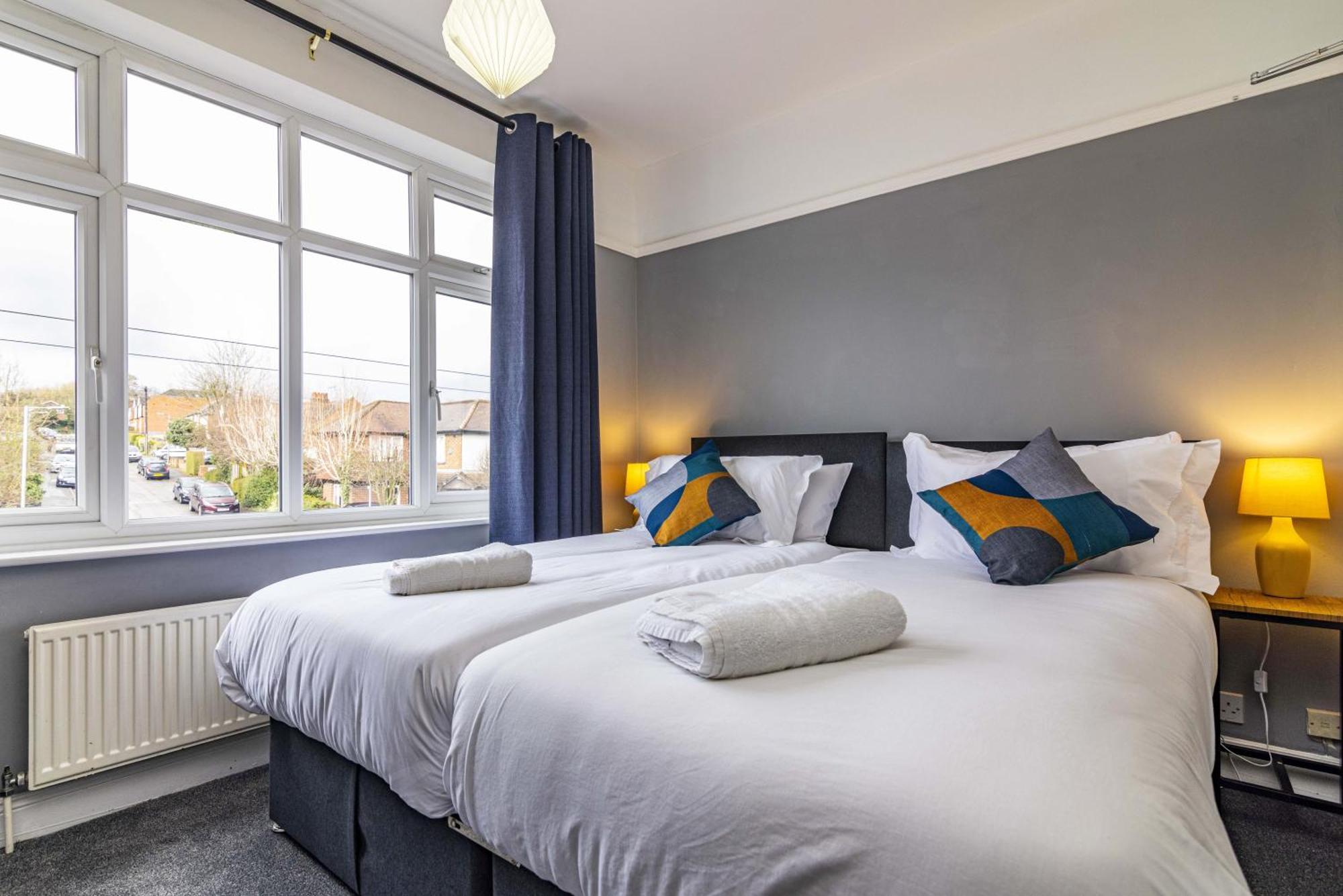 Lovely 4Bdr Home- Off Street Parking Sleeps 7 Nottingham Exterior foto
